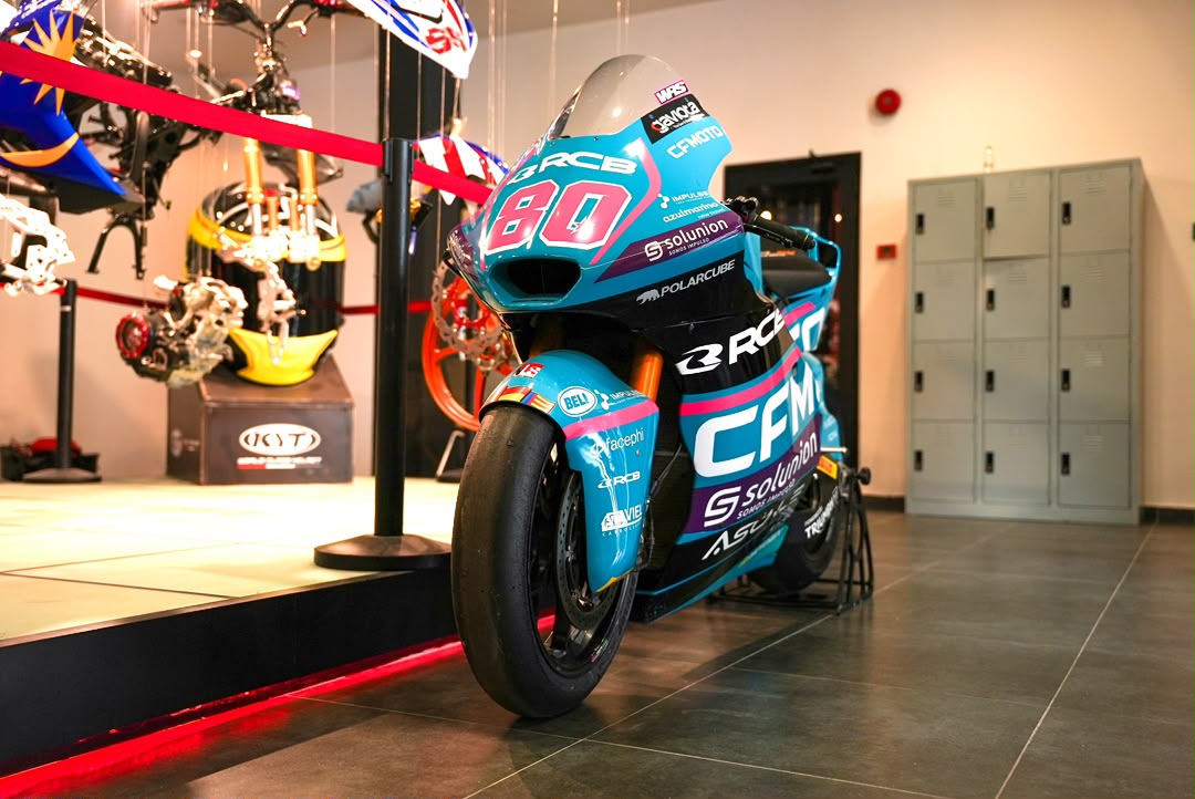 RCB RECEIVES RACE-USED ASPAR MOTO2 BIKE TO STRENGTHEN TECHNICAL R&D